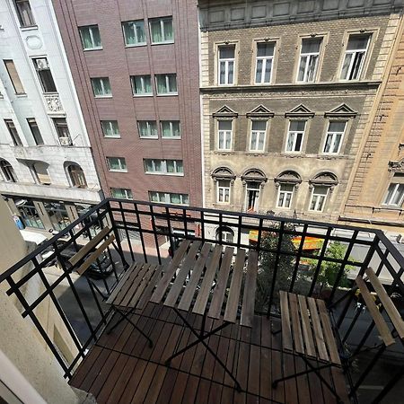 City Center 2, Cozy And Modern 2Br In The City Center Budapeste Exterior foto