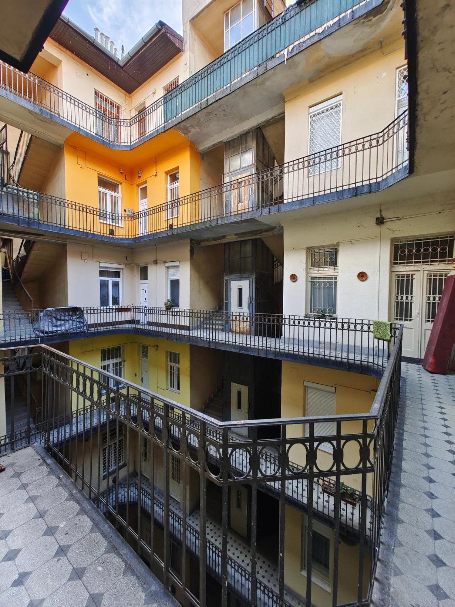 City Center 2, Cozy And Modern 2Br In The City Center Budapeste Exterior foto